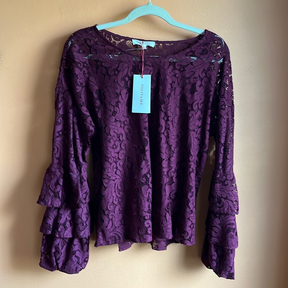 NWT SOLITAIRE Burgundy Lace Blouse Top sz L